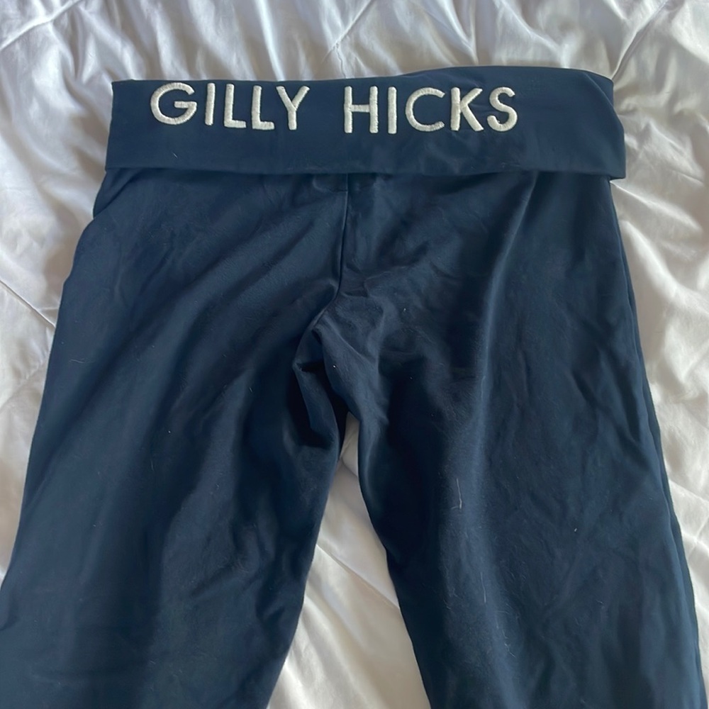 Gilly Hicks leggings